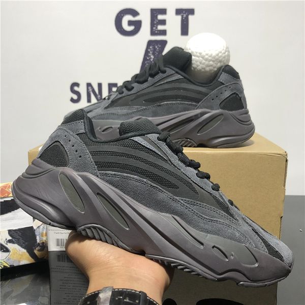 

west 700 v2 runve tephra solid grey utility black vantaning shoes inertia reflecti men women sport shoes with box