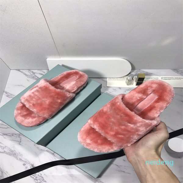

2021 yeah slippers fluff float lides wool slide winter fur luxurys designers women furry letters sandals fuzzy girl flip flop slipper plat, Black