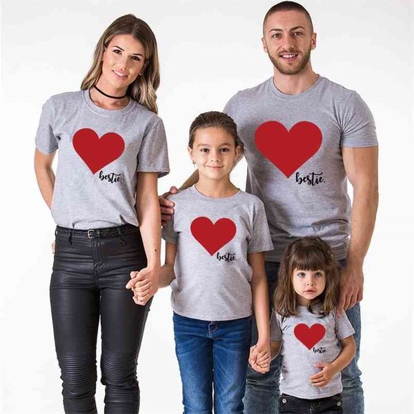 

family look mom and my clothes t-shirt family match summer love print t-shirt dad son of four 210724, Blue