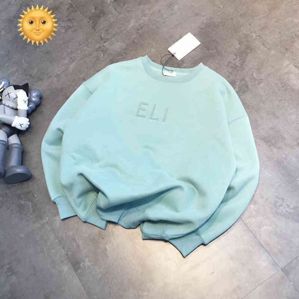 

2022 factory wholesale new model three-dimensional letter steel seal round neck plush women's winter loose leisure couple green sweater, Black