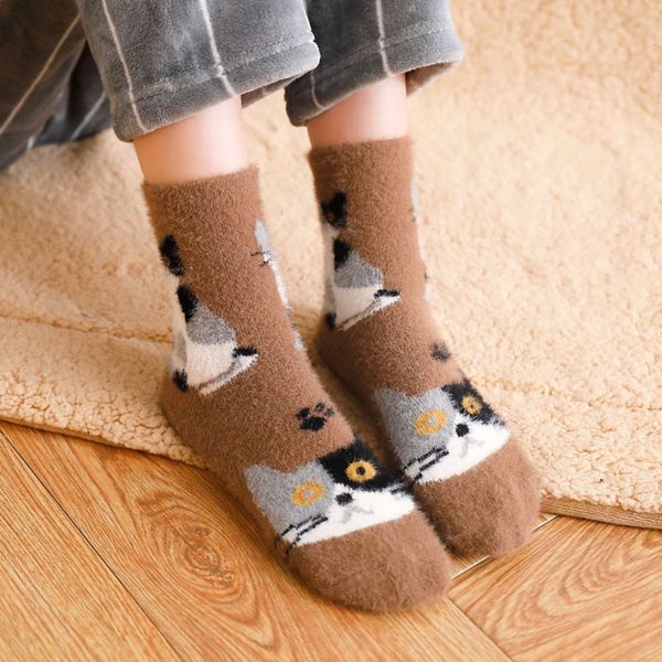 

coral velvet medium cartoon kitten thickened sable snow, Black;white