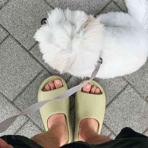 

yeesy slide women men slippers desert sand bone resin sandal bench foam runner sneakers indoor outdoor brown football basketball soccer shoe, Black