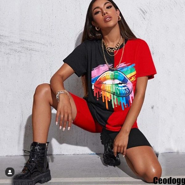 

color block mouth print tee & biker shorts set yoga outfit
