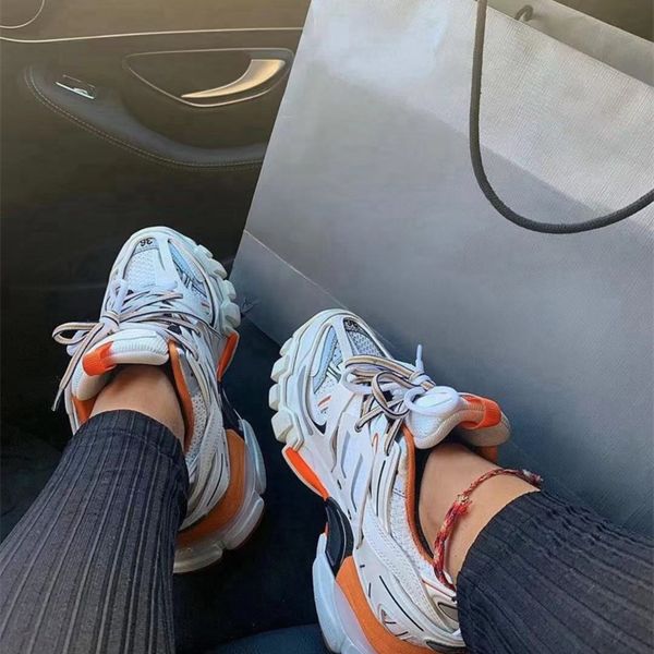 

2021 luxurys designer shoes men track 3.0 sneakers 100% leather trainers women mesh nylon printed 3m triple s platform casual sho urshoeszon, Black
