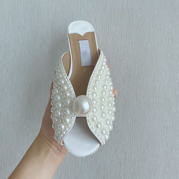 

designer shoes 2022 new summer sweet beige pearl hollow fish mouth slippers bridal wedding shoes large size banquet dress female, Black