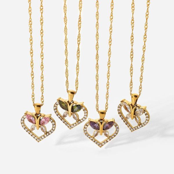 Colares de pingentes de joias femininas Jóias de zircônia cúbica colar de borboleta 18k Cadeia de ouro aço inoxidável Carqueiro Hollow Heart requintado