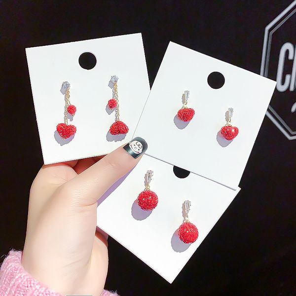 

925 silver needle new year red heart earrings