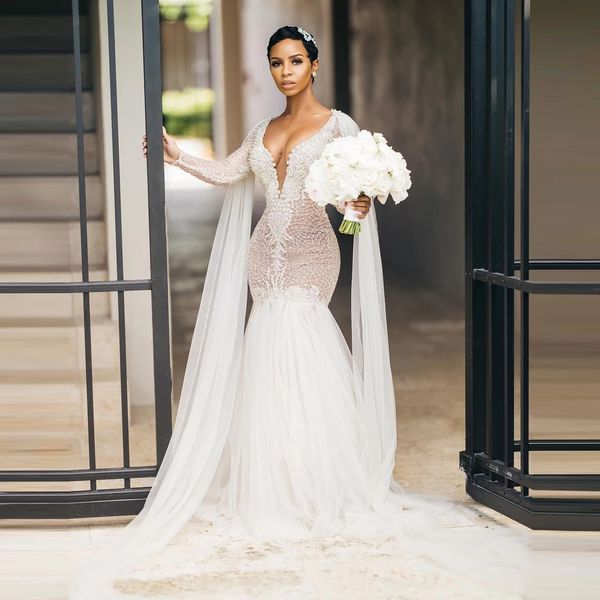 

2022 mermaid wedding dresses deep v neck long sleeve sweep train illusion bodice appliques crystal beads bridal gowns robe de mariee, White