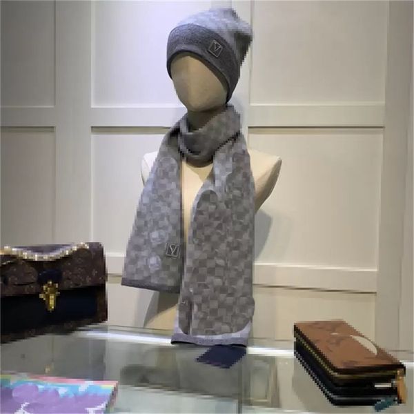 

2022 new classic classic lattice winter hats designers bone cap mens women couple scarf hat two-piece suit scarf caps men scarves sets22, Blue;gray
