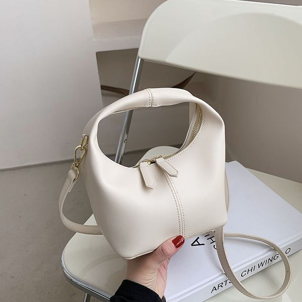 

small western women's style 2021 spring and summer fashion simple handbag net red hand carrying one shoulder messenger bag