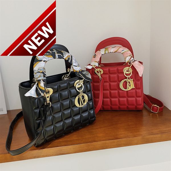 

dai fei new checkered fashion silk scarf messenger women's portable shoulder bag