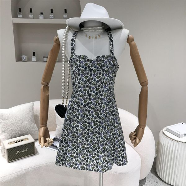 

spring female summer 2021 niche floral fashion design temperament suspend short dress, Black;gray