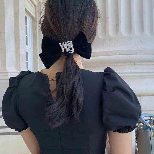 

2020 design women wang letter rhinestone coral fleece hair bands elastic headwear high quality, Pink