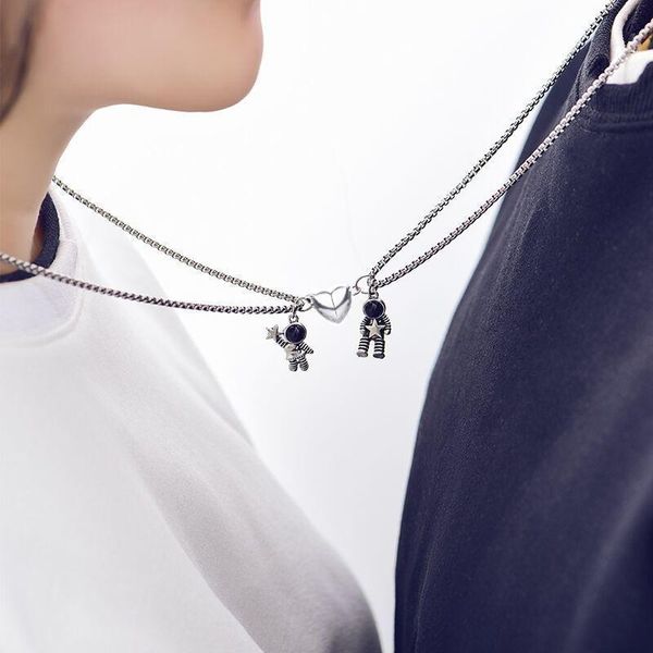 

pendant necklaces 2pcs minimalist lovers matching friendship spaceman astronaut magnetic distance couple necklace jewelry anniversary gift, Silver