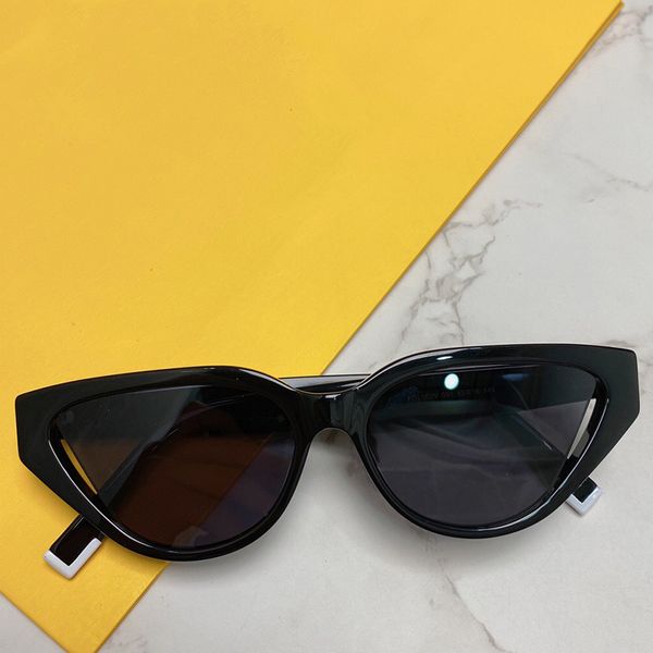 

personalized sunglasses fol002v style triangle butterfly cat-eye shape full-frame glasses light-colored lenses designer sunglass cool, White;black