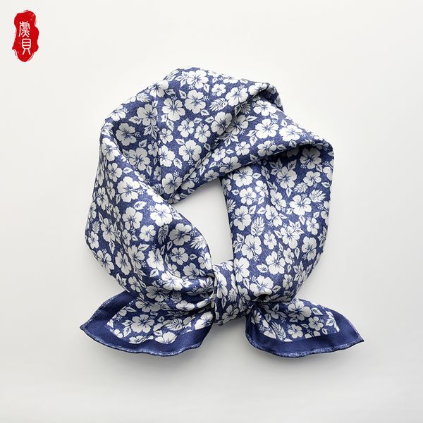 Blue Natural sarja lenço mulheres impresso pouco flor 100% real lenços de seda 50 cm pequeno quadrado shawl headband senhora presente