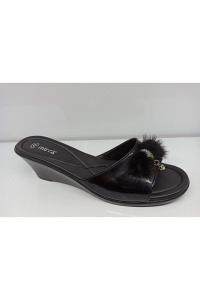 

slippers women's black