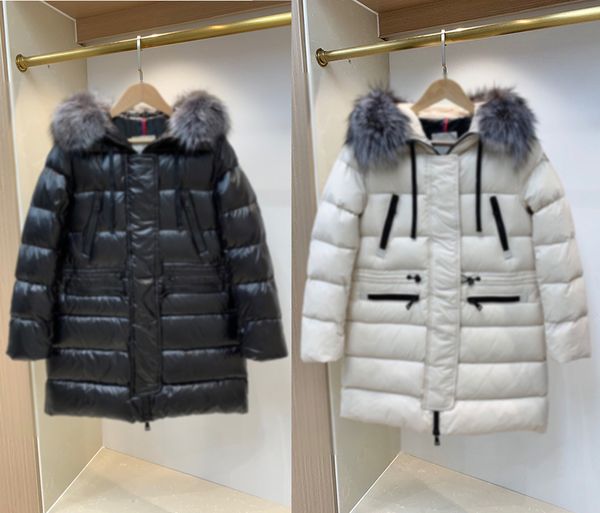 Venditore di piumini da donna Nylon corto Piumino all'ingrosso Tasche con chiusura a cerniera Cintura Cappotto spesso caldo Cappotto classico da donna in pelliccia di design Cappotto lungo allentato invernale