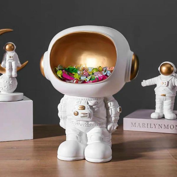 

nordic resin creative astronaut sculpture figurine sweety keys storage craft desk modern room decoration accessories home gift decorative ob