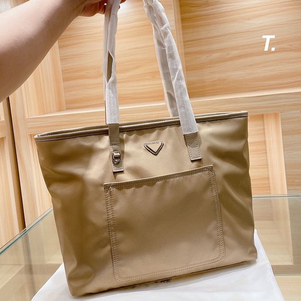 

2021 shoulder bag men's and women's classic handbag luxury fashion designer tote tramp shopping bag large capacity