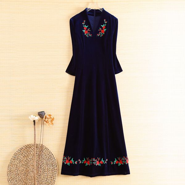

dress high-end autumn women velvet ethnic style retro elegant lady embroidery slim v-neck a-line party dress s-xxl, Black;gray