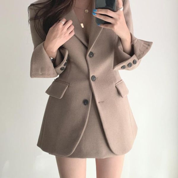 

[ewq] 2021 korean chic autumn women's blazer turn-down collar single breasted simple long sleeve woolen suit coat zc128 suits & blazers, White;black