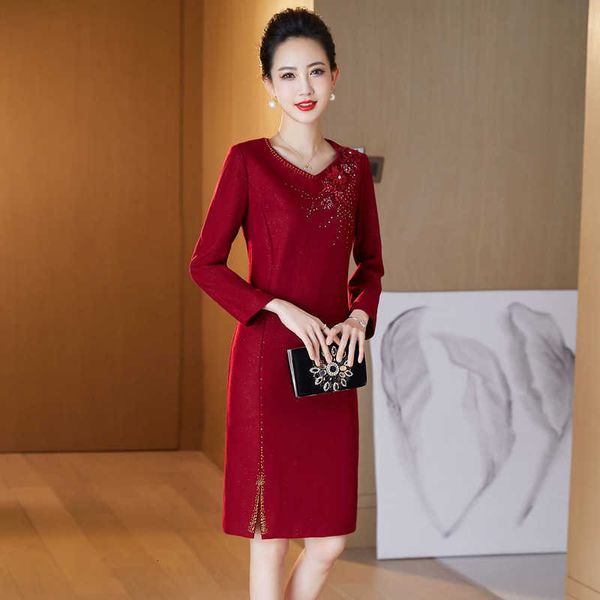 

luxury evening dress autumn and winter 2021 's thickened woolen cheongsam improved -in-law wedding, Black;gray