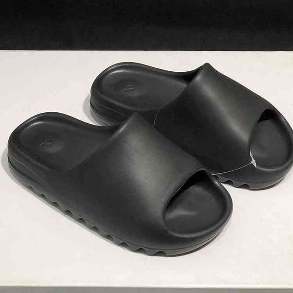 

Fashion brand slippers for men super great quality indoor outdoor basketball football soccer sneakers sports sandal leisure women gift birthday summer party 9QLS, 32