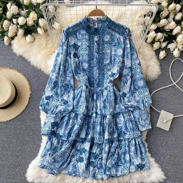 

casual dresses european station dress women design niche stitching retro print age-reducing bubble sleeves hollow out full, Black;gray