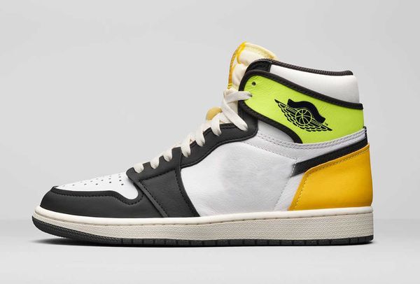 

2021 authentic 1 high og volt gold leather white university black men women athletic shoes sports sneakers with box, White;red