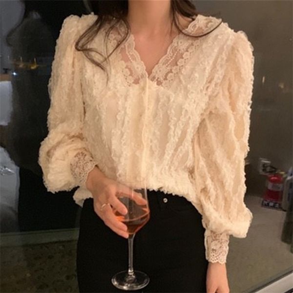 

autumn winter gentle v-neck single-breasted blouse female heavy industry lace crochet loose puff sleeve shirt uk824 210506, White