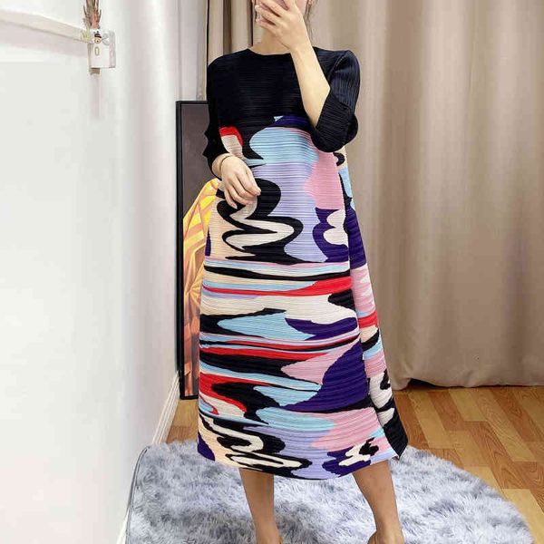 

dress miyake fashion fold three quarter print o-neck, Black;gray
