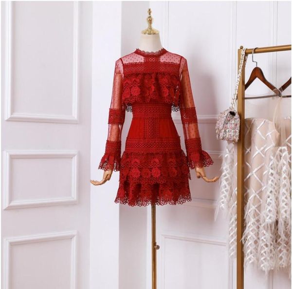 

casual dresses the red dress for fall 2021 is a lace with slimmer waist, Black;gray