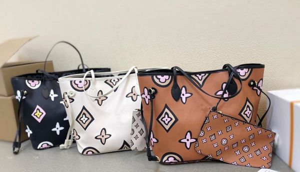 

2021 luxury designer graffiti women's shopping bag two-piece set of three colors optional home delivery quality beautiful