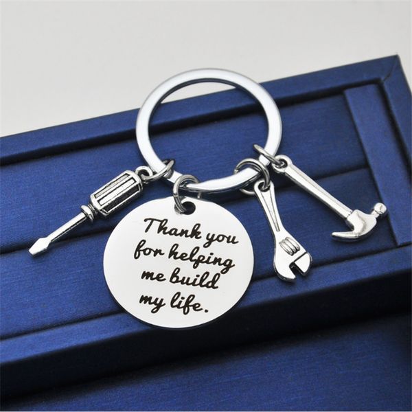 

Fathers Day Gifts Fashion Dad Letters Keychains Creative Hammer Screwdriver Wrench Keyring Handbag Decor Tassel Hanging Pendant