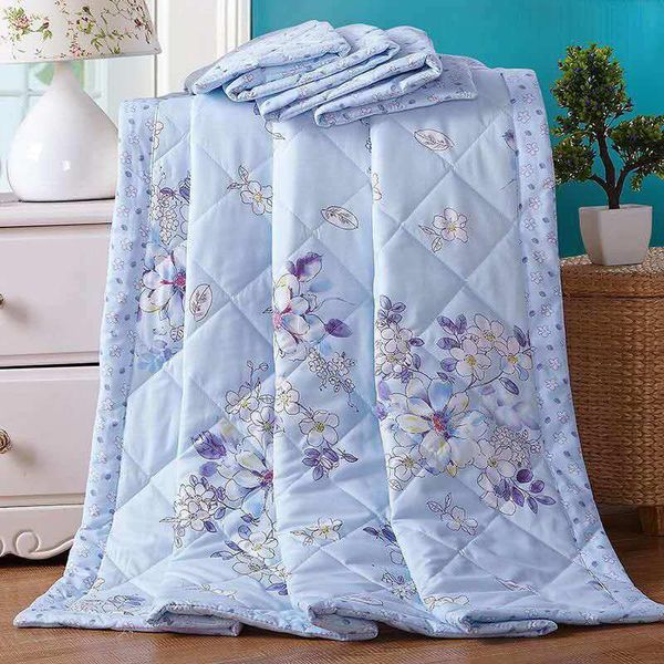 

comforters & sets summer double-sided quilt breathable cozy comfortable bed cover printed light thin air condition blanket plaid quilts home
