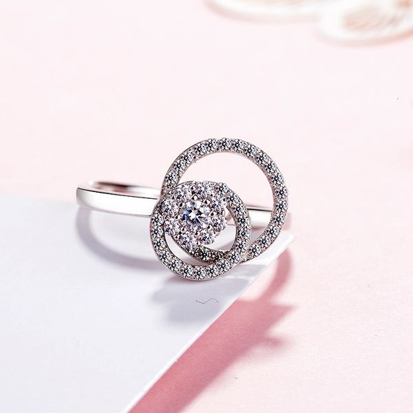 

the double s925 silver a tiktok can be turned with the same ring.