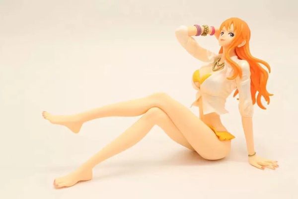 

tide brand tide female emperor robin na meilufei complete set of gk animation two-dimensional pirate king ornaments limited edition