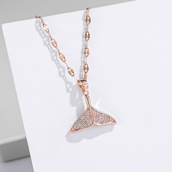 Collana girocollo con pendente a forma di coda di sirena con micro pavé di alta qualità per regalo da donna