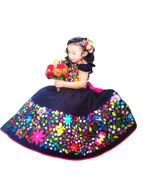 2022 Vintage mexikanische bestickte Festzug-Quinceanera-Kleider für Kinder, schulterfrei, Satin, Ballkleid, Hochzeitsgast, besondere Anlässe, kleine Mädchen