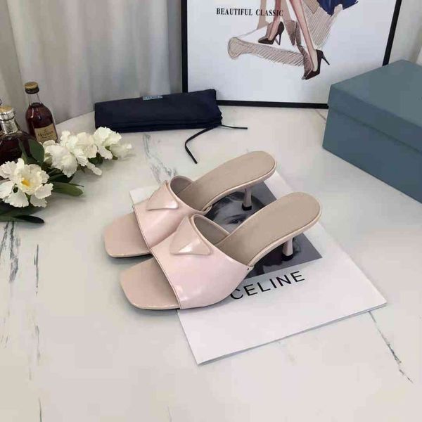 

70% off wholesale sandals flip-flops shoes vallu summer new leather square head, comfortable and bright, casual versatile, office holiday un, Black