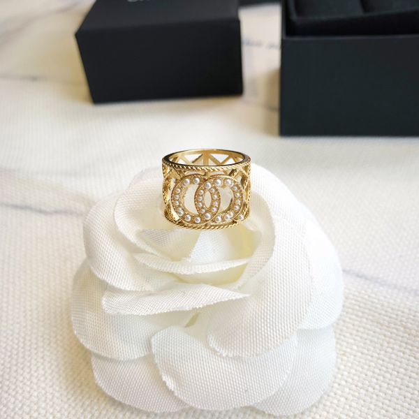 

design jewelry y006 hollow grid set pearl diamond letter baroque style personality generous court ring, Silver