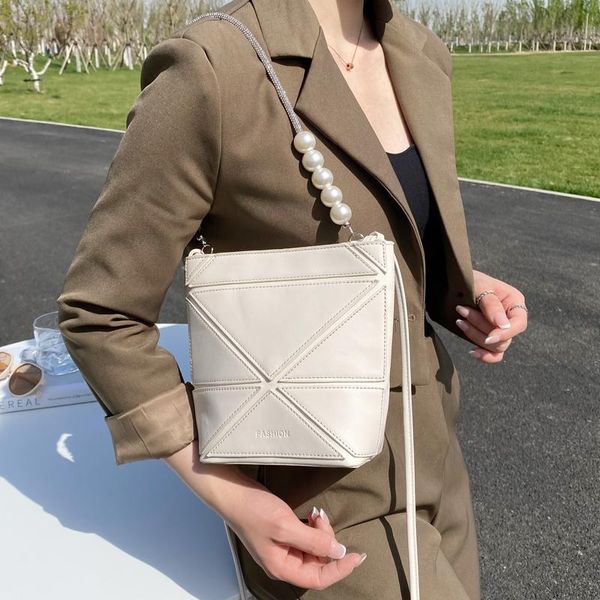 

cross body fashion pu leather solid color crossbody bags for women 2021 shoulder pack pearl decoration bucket handbags and purses