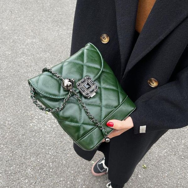 

factory wholesale womens handbags retro leather bucket bags street personality diamond chain bag simple joker solid color thread women handb