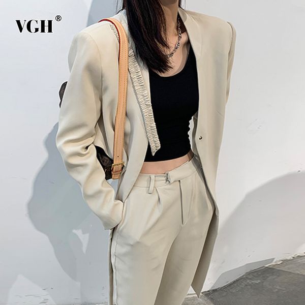 

vgh casual minimalist blazer for women v neck long sleeve patchwork solid short blazers female fashion new clothing spring tide 210421, White;black