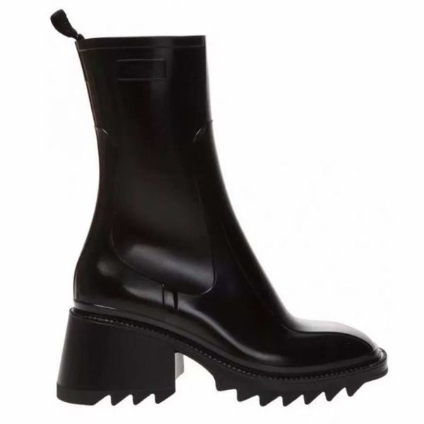 

2021 designer fashion women's middle tube martin boots leather women's boots elastic fabric embedded short riding boots