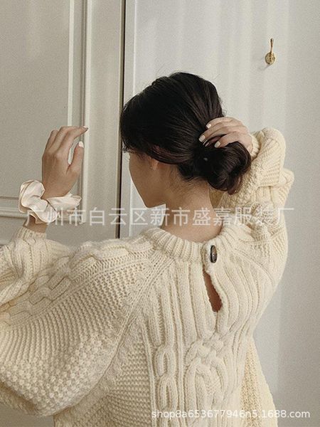 

luxury women's jackets korean godds fan simple twist sweater ins light cooked wind lady lantern sleeve coat woman, Black;brown