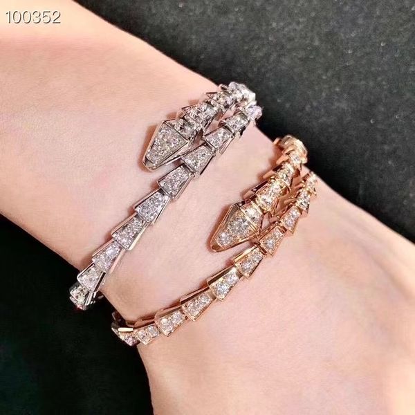 diamants legers vendas diretas da fábrica personalização de joias medusa pulseiras vintage de alta qualidade designer tamanho europeu série amor presente de aniversário