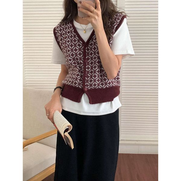 

casual plaid yarn dyed vest autumn winter wool cardigan women's sweater, White