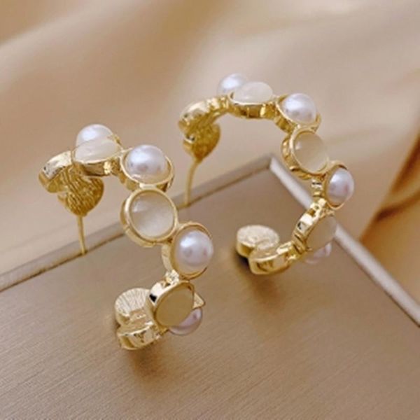 

hoop & huggie origin summer exquisite simulation pearl opals earring for women girls delicate gold color metallic c shape jewelry, Golden;silver